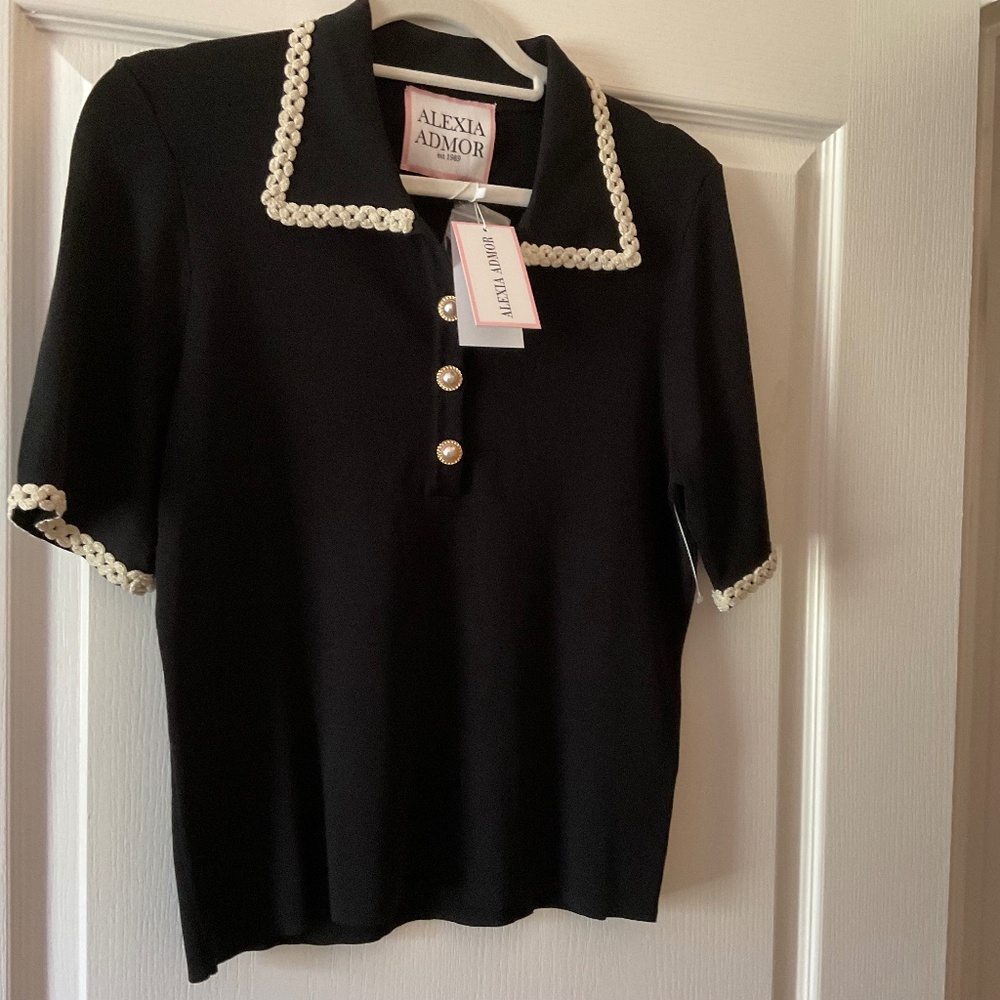 Alexia Admor collar blouse